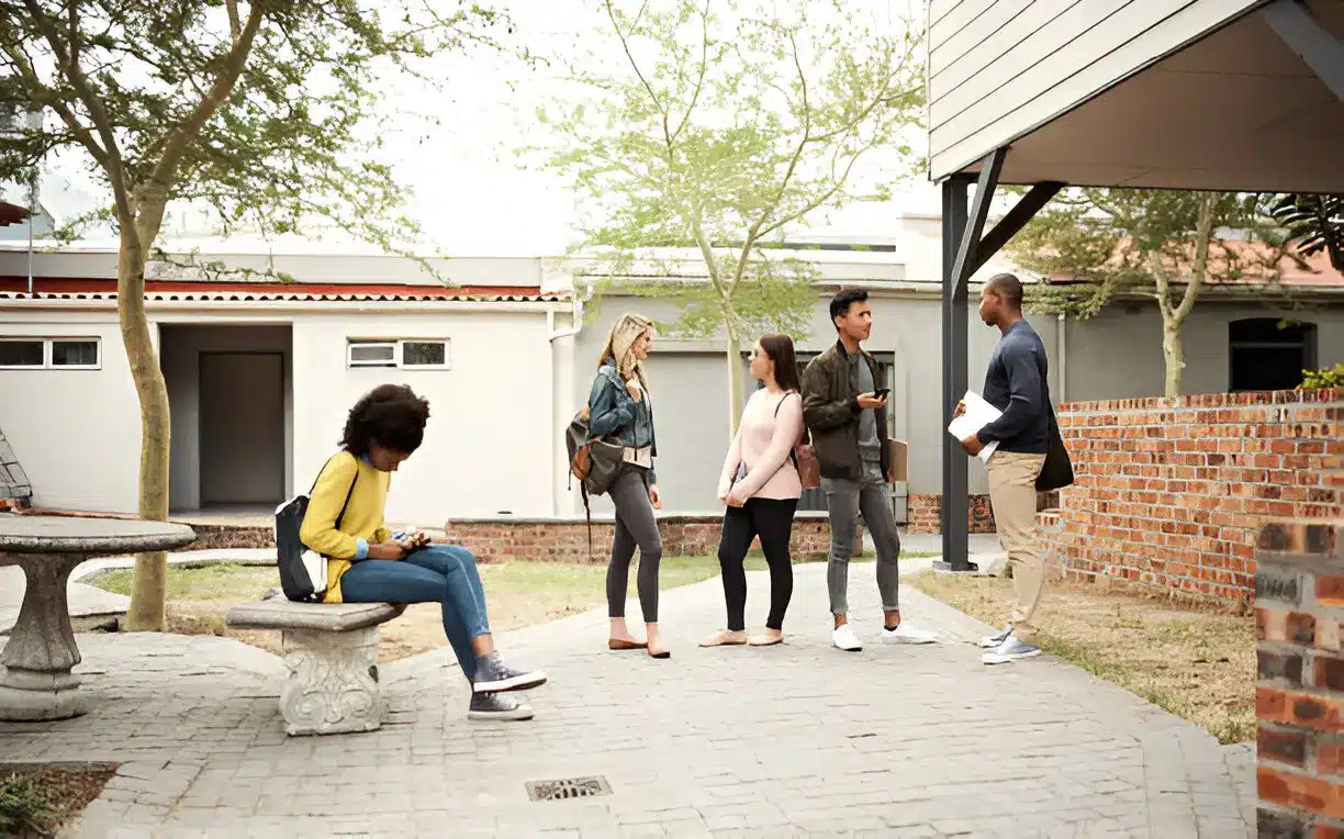 5 Things Every Student Should Look for in Off-Campus Housing