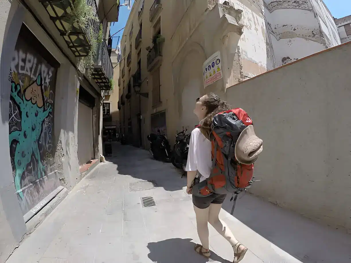 Effortless Exploring How to Make the Most of Your Trip with Radical Storage in Barcelona