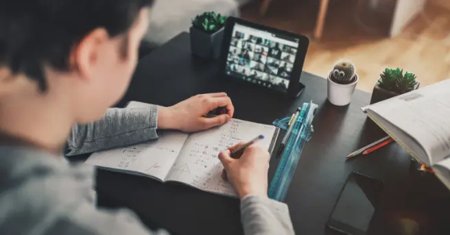 Middle Schooler’s Guide 10 Easy Ways to Stay Focused During Online Classes
