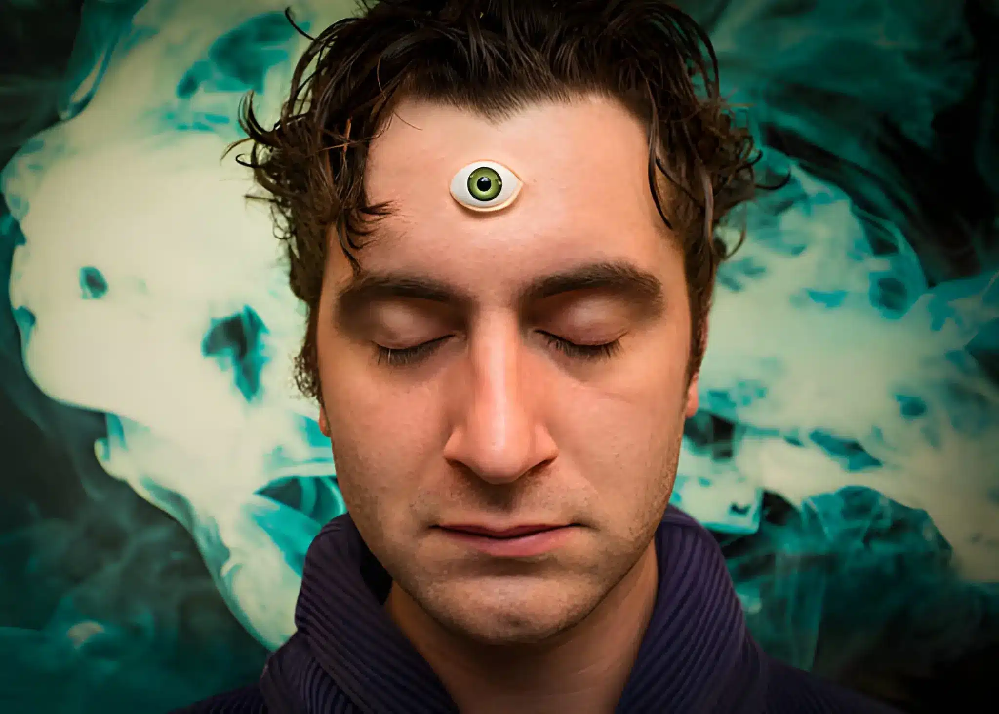 18 Shocking Spiritual Meaning of Right Eye Twitching