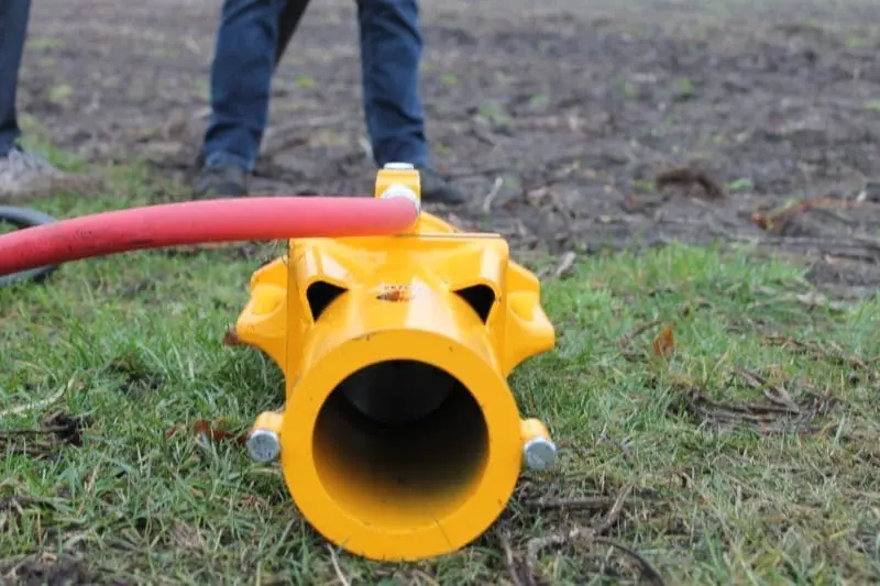 Key Features to Look for in a Pneumatic Post Driver