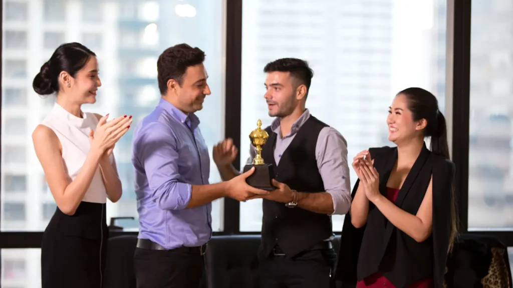 Why Employee Recognition is Key to Workplace Satisfaction