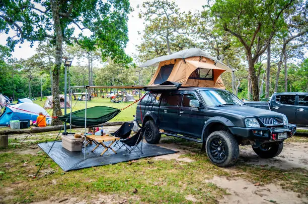 Enhance Outdoor Comfort with a Durable and Easy-to-Set-Up 4WD Awning