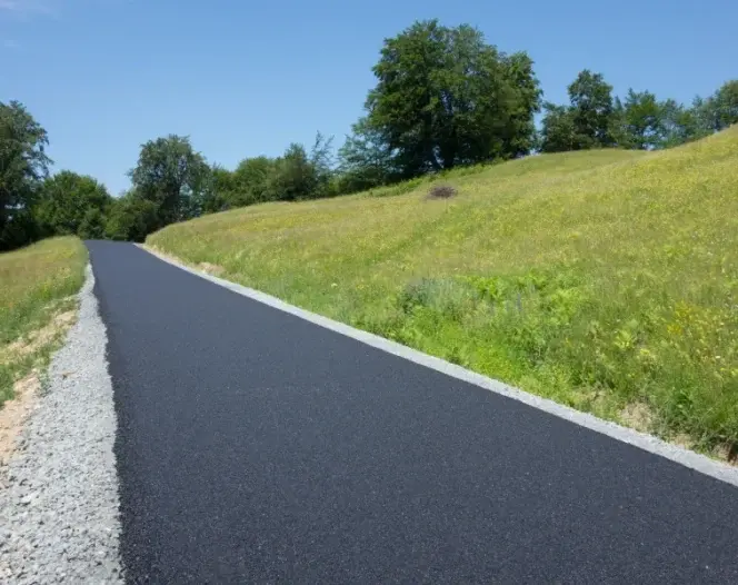 Perks of Hiring Local Asphalt Contractors in Fredericksburg
